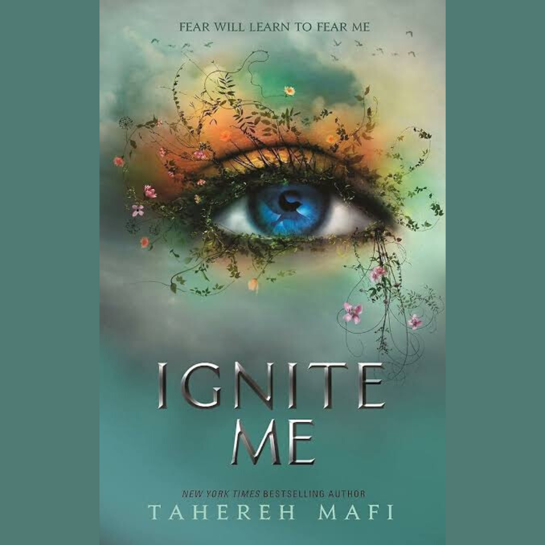 Ignite Me : Shatter me Series books #3(English, Paperback)